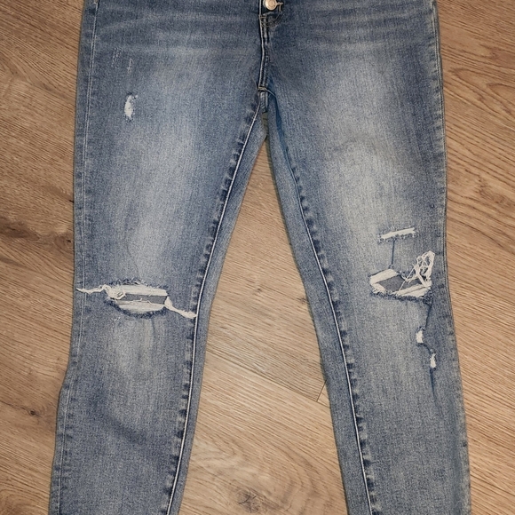 Distressed Blue Women's Jeans - Picture 1 of 3